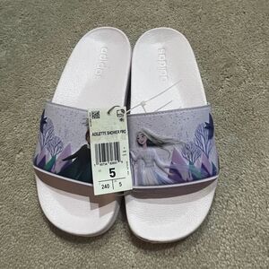 New Adidas Adilette Frozen youth size 5 slides